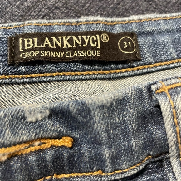 BlankNYC Crop Skinny Ankle Classique Floral Embroidered Tassel Hem Denim Jeans - Picture 4 of 6